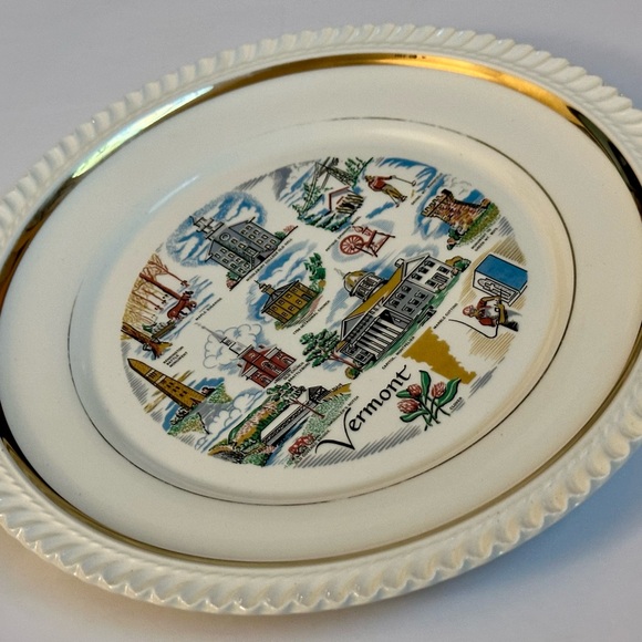 Vintage Vermont State Souvenir Plate - 10.5” Collectible with Iconic Landmarks - Picture 14 of 16